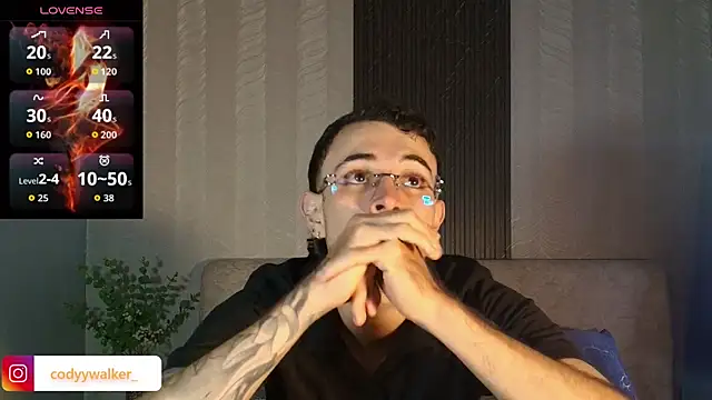 CodyWalkerR online show from May 13, 2026, 5:32 pm