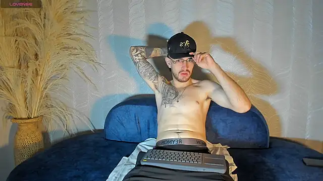 CodyWalkerR online show from June 21, 2026, 5:37 pm