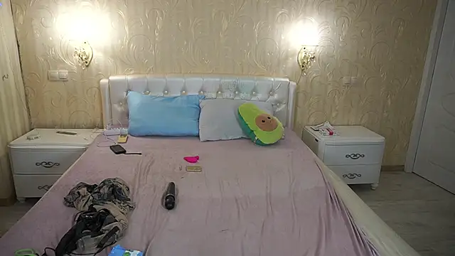 LunaaMayy online show from March 2, 2026, 5:08 am