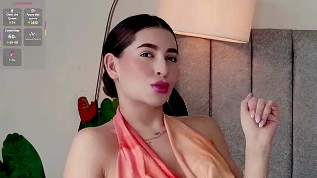 caralella online show from May 1, 2026, 8:35 pm