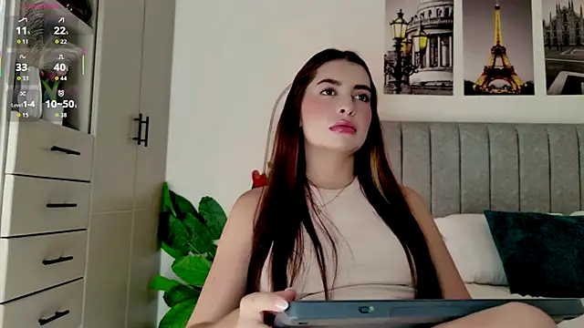 Snapshot of caralella chatting on May 8, 2026, 8:25 pm caralella online show from May 8, 2026, 8:25 pm
