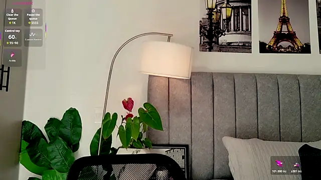 Snapshot of caralella chatting on June 20, 2026, 8:33 pm caralella online show from June 20, 2026, 8:33 pm