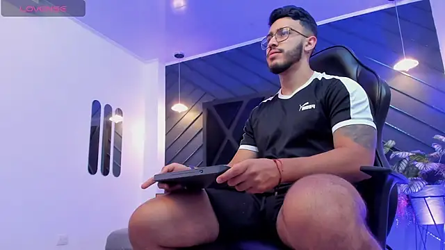 Liam Kleiin online show from October 10, 2025, 11:31 am