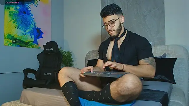Liam Kleiin online show from May 11, 2026, 12:11 pm
