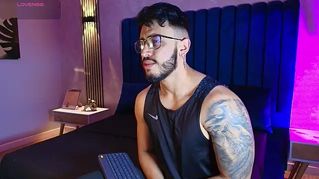 Snapshot of Liam_Kleiin chatting on July 29, 2026, 11:19 am Liam Kleiin online show from July 29, 2026, 11:19 am