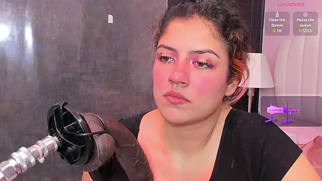 taylor cupper online show from March 8, 2026, 3:38 pm