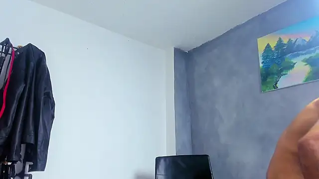 JuanBlade online show from May 13, 2026, 2:31 am
