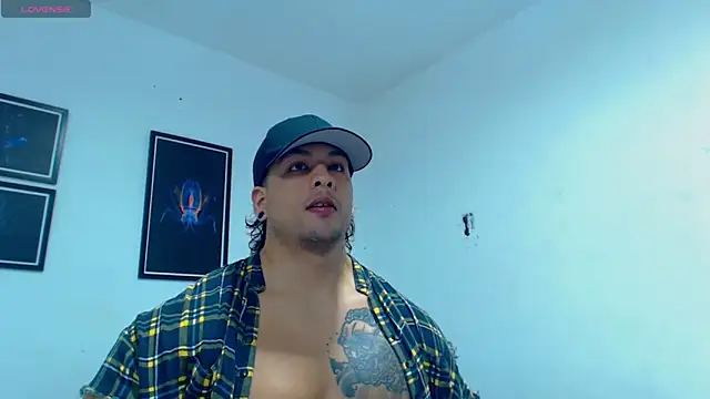 SilvaBranko online show from February 5, 2025, 10:55 pm