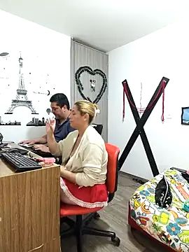 Snapshot of hotandfierylatinos2023 chatting on March 21, 2025, 10:17 am hotandfierylatinos2023 online show from March 21, 2025, 10:17 am