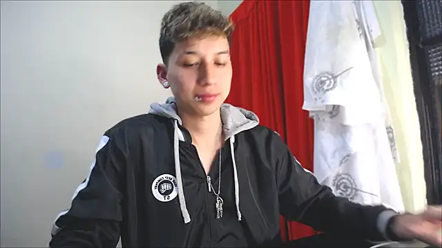 Snapshot of _Thomas_hot_ chatting on January 12, 2025, 9:51 pm Thomas hot online show from January 12, 2025, 9:51 pm