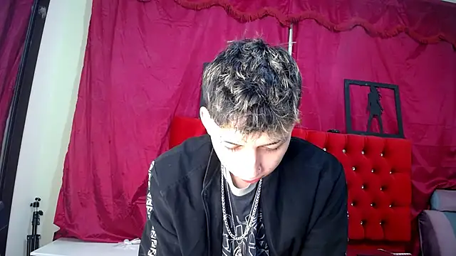 Snapshot of _Thomas_hot_ chatting on March 8, 2025, 12:52 pm Thomas hot online show from March 8, 2025, 12:52 pm