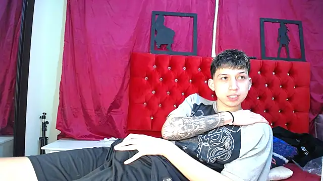 Snapshot of _Thomas_hot_ chatting on March 9, 2025, 11:14 pm Thomas hot online show from March 9, 2025, 11:14 pm