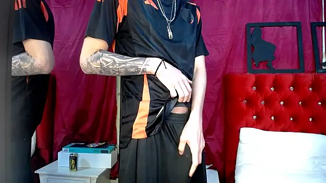 Snapshot of _Thomas_hot_ chatting on March 21, 2025, 6:49 am Thomas hot online show from March 21, 2025, 6:49 am