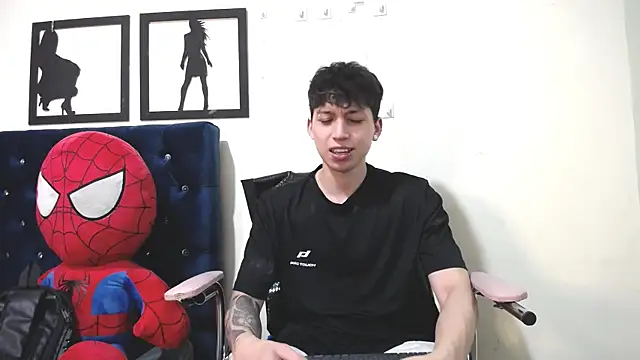 Snapshot of _Thomas_hot_ chatting on November 7, 2025, 4:12 am Thomas hot online show from November 7, 2025, 4:12 am