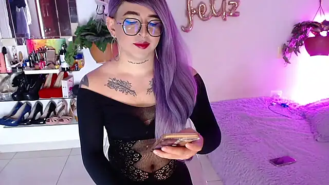 Snapshot of Laveneno_ortiz07 chatting on November 29, 2025, 10:57 pm Laveneno ortiz07 online show from November 29, 2025, 10:57 pm