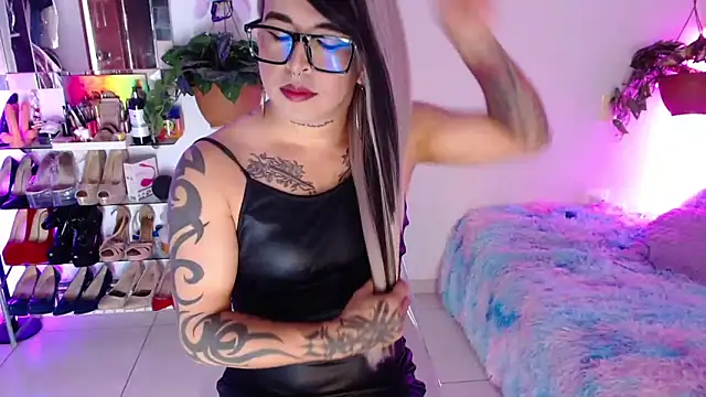 Laveneno ortiz07 online show from May 12, 2026, 12:08 am