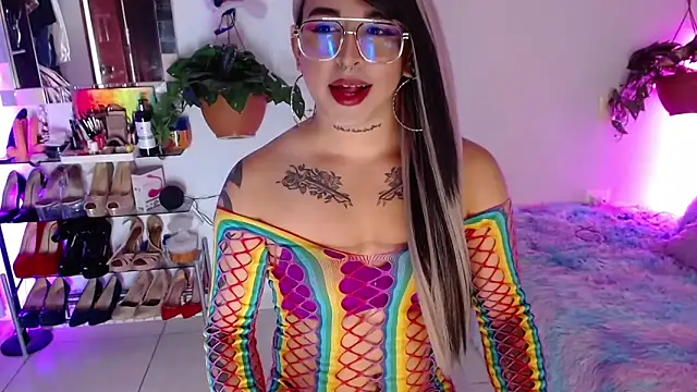 Laveneno ortiz07 online show from May 13, 2026, 11:22 pm