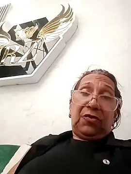 SWEET LOVER01 online show from January 14, 2026, 6:13 pm