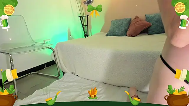 Snapshot of ArianaBaker chatting on March 17, 2025, 7:04 pm ArianaBaker online show from March 17, 2025, 7:04 pm