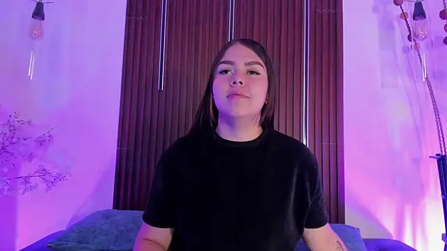 ArianaBaker online show from January 9, 2026, 2:20 pm