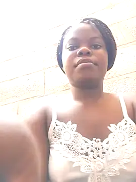 Snapshot of Sarie_sho chatting on November 20, 2025, 7:30 am Sarie sho online show from November 20, 2025, 7:30 am