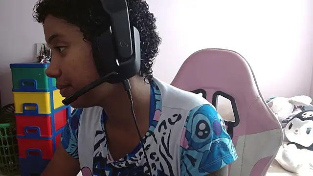 Snapshot of TiffanyRoouse chatting on November 29, 2025, 2:31 pm TiffanyRoouse online show from November 29, 2025, 2:31 pm