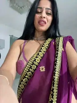 Snapshot of _adelle chatting on February 8, 2025, 11:01 am adelle online show from February 8, 2025, 11:01 am