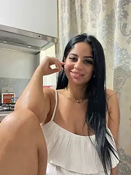 Snapshot of _adelle chatting on July 19, 2026, 10:41 am adelle online show from July 19, 2026, 10:41 am