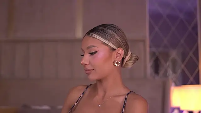 Snapshot of BlairSanders chatting on September 24, 2025, 6:11 pm BlairSanders online show from September 24, 2025, 6:11 pm