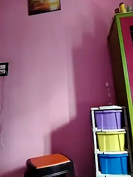 Kayra 34 online show from February 28, 2025, 11:25 am