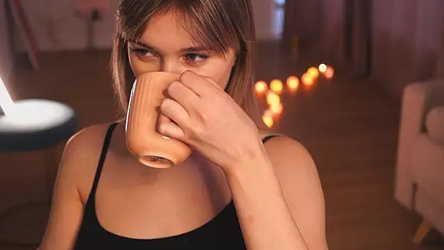 hereandnows  online show from December 14, 2024, 4:01 am