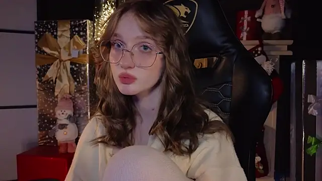 Snapshot of ELLIEJAY chatting on December 11, 2024, 11:21 pm ELLIEJAY online show from December 11, 2024, 11:21 pm