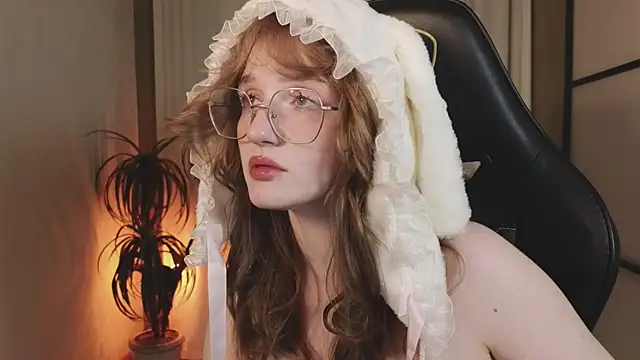 Snapshot of ELLIEJAY chatting on December 19, 2024, 8:34 pm ELLIEJAY online show from December 19, 2024, 8:34 pm