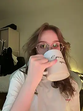 Snapshot of ELLIEJAY chatting on January 12, 2025, 2:35 am ELLIEJAY online show from January 12, 2025, 2:35 am