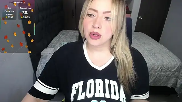 Valentina St online show from November 26, 2025, 10:22 pm