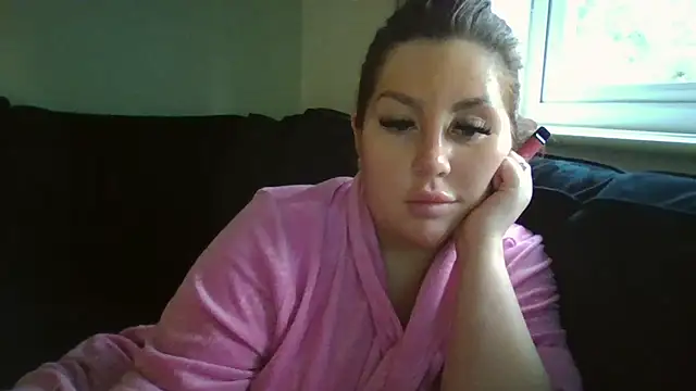 Snapshot of magical_mia chatting on January 28, 2025, 10:34 am magical mia online show from January 28, 2025, 10:34 am