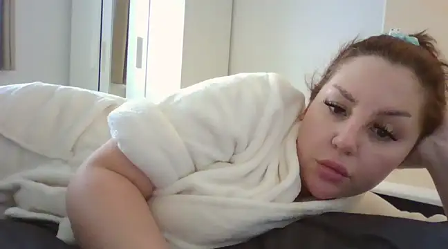 Snapshot of magical_mia chatting on February 1, 2025, 3:50 pm magical mia online show from February 1, 2025, 3:50 pm