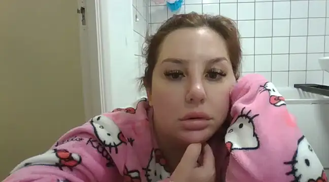 Snapshot of magical_mia chatting on February 3, 2025, 2:13 pm magical mia online show from February 3, 2025, 2:13 pm