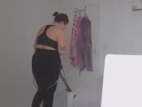 Snapshot of magical_mia chatting on February 27, 2025, 1:07 pm magical mia online show from February 27, 2025, 1:07 pm