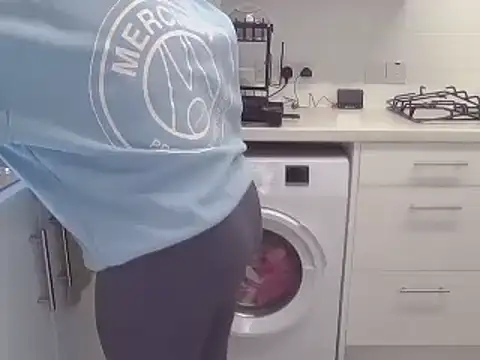 Snapshot of magical_mia chatting on March 6, 2025, 2:40 pm magical mia online show from March 6, 2025, 2:40 pm