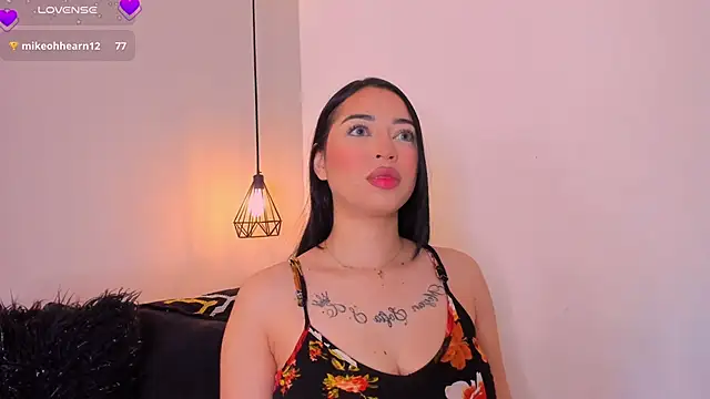 AnthonellaSweet online show from October 11, 2025, 12:26 pm