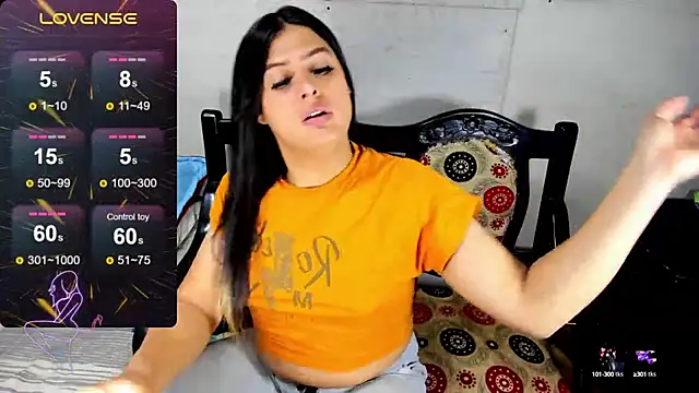 Snapshot of blonde_girl01 chatting on February 27, 2025, 10:31 pm blonde girl01 online show from February 27, 2025, 10:31 pm