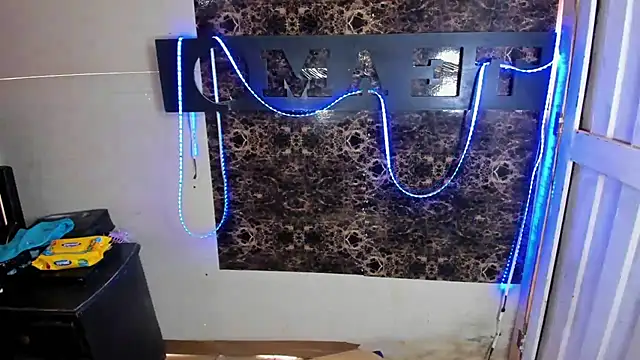 Snapshot of blonde_girl01 chatting on March 11, 2025, 6:30 pm blonde girl01 online show from March 11, 2025, 6:30 pm