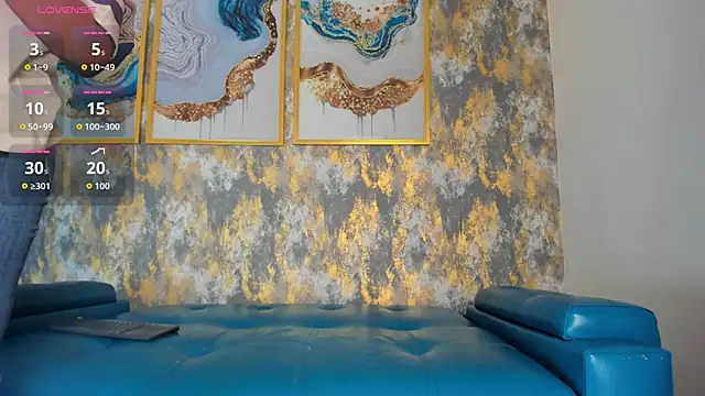 MonicaSchwartz online show from December 17, 2025, 8:48 pm