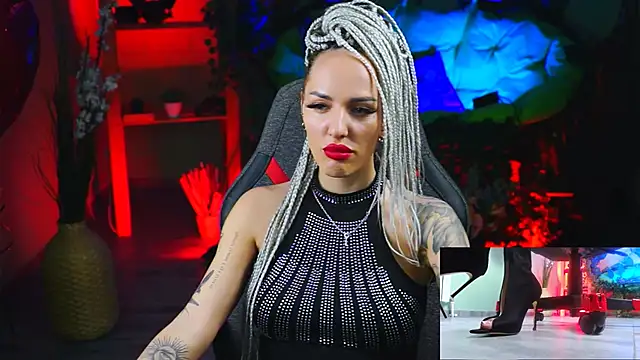 Snapshot of MonicaMaxwel chatting on February 18, 2025, 12:06 pm MonicaMaxwel online show from February 18, 2025, 12:06 pm