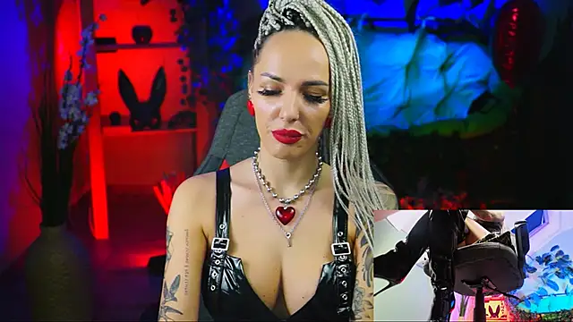 Snapshot of MonicaMaxwel chatting on February 19, 2025, 3:16 pm MonicaMaxwel online show from February 19, 2025, 3:16 pm