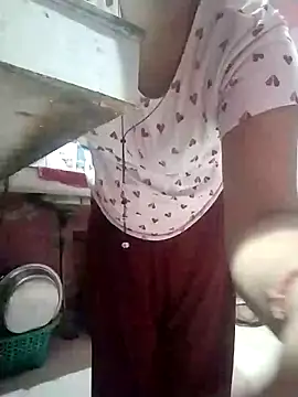 Snapshot of Ankita202 chatting on December 19, 2024, 4:34 am Ankita202 online show from December 19, 2024, 4:34 am