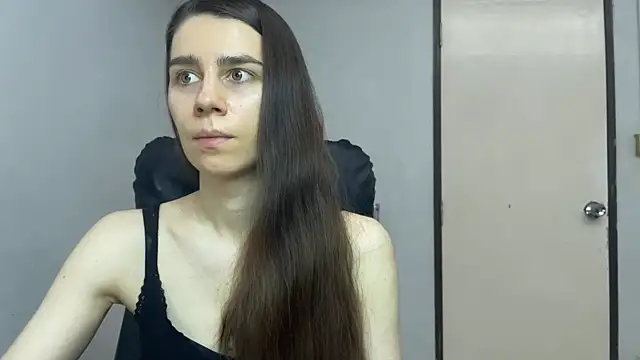 SassyJessi online show from April 23, 2026, 4:14 am