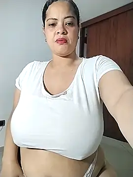 Snapshot of sweetpe chatting on December 14, 2025, 2:39 am sweetpe online show from December 14, 2025, 2:39 am