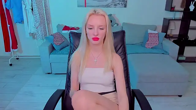 AleksaBlonde online show from January 9, 2025, 2:18 pm